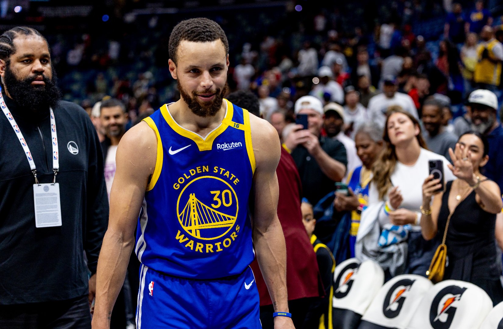 灰熊中投命中率稳定,迎来胜利 灰熊中投命中率稳定,迎来胜利