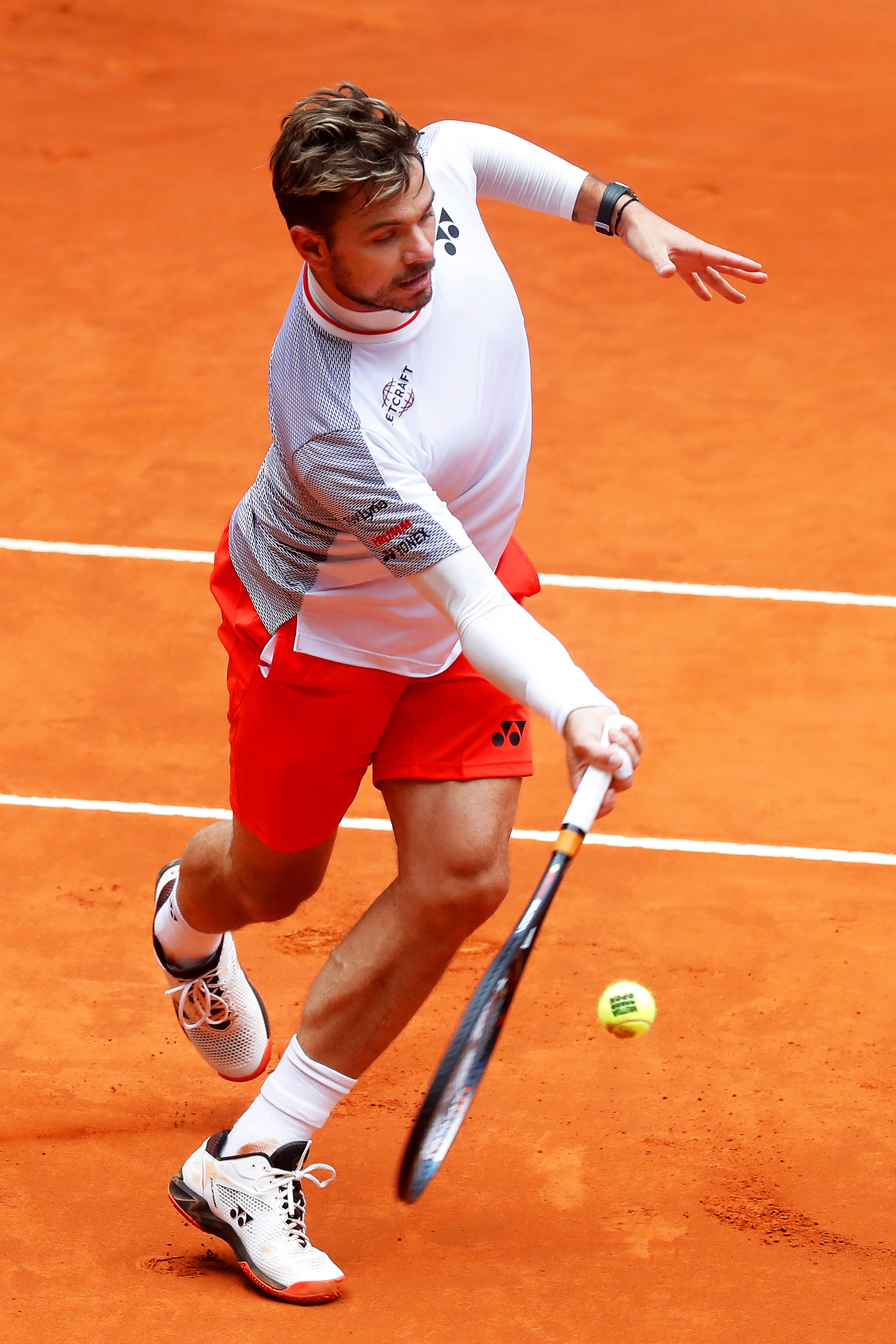 熊猫体育直播-法国网球队绝地反击英国网球队，瓦林卡绝境逆转