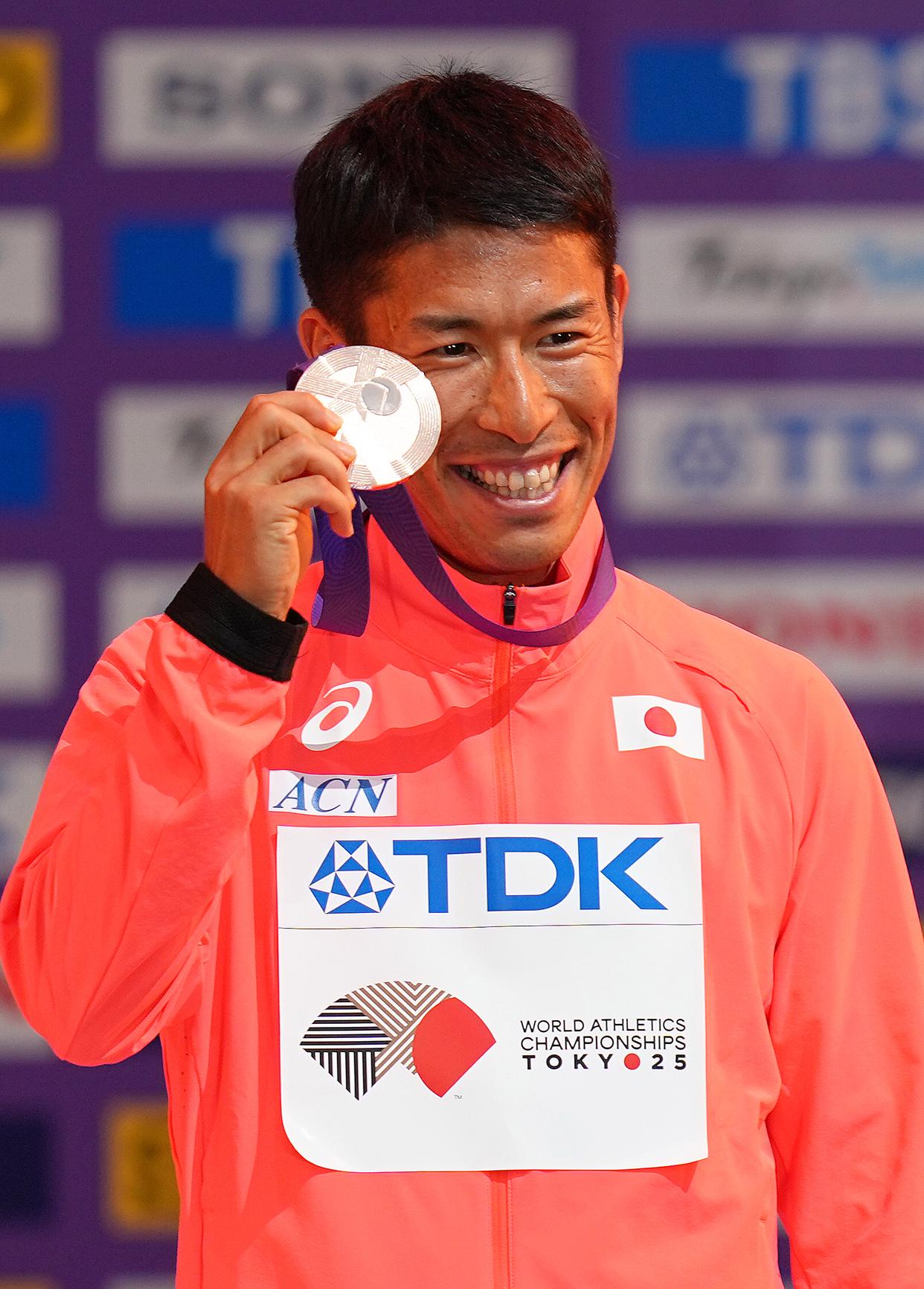 熊猫体育互动-加拿大选手在田径项目中获得亚军